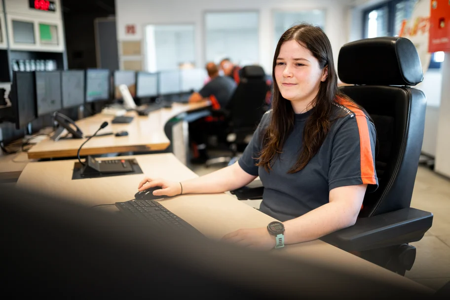 EEW Mitarbeiterin am Standort Knapsack