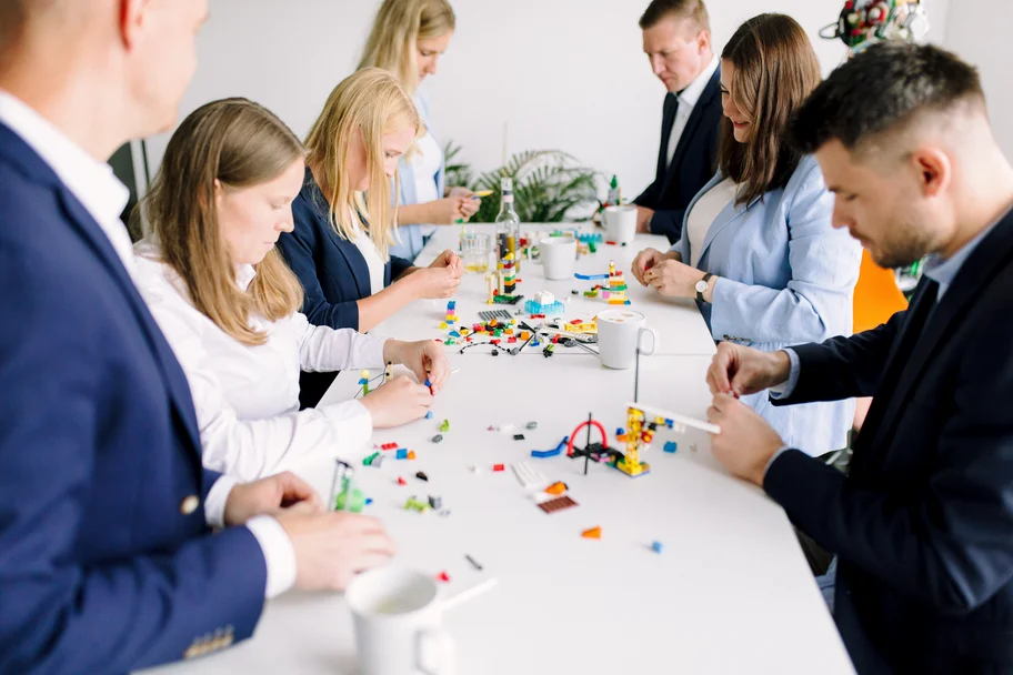 EEW Mitarbeitende Team Digital