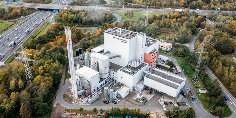 Luftbild der thermischen Abfallverwertungsanlage von EEW Hannover