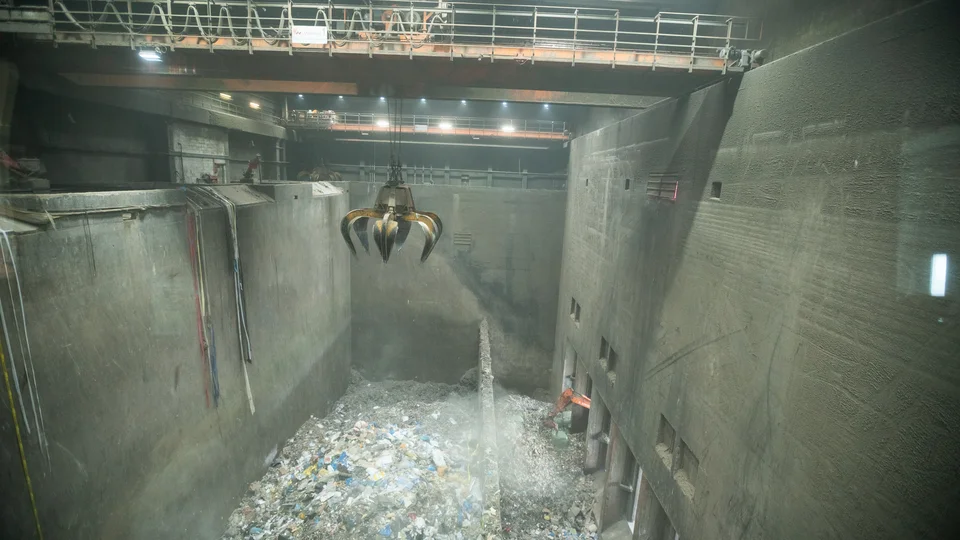 EEW Standort Delfzijl Thermische Abfallverwertung/Müllverbrennung Müllbunker