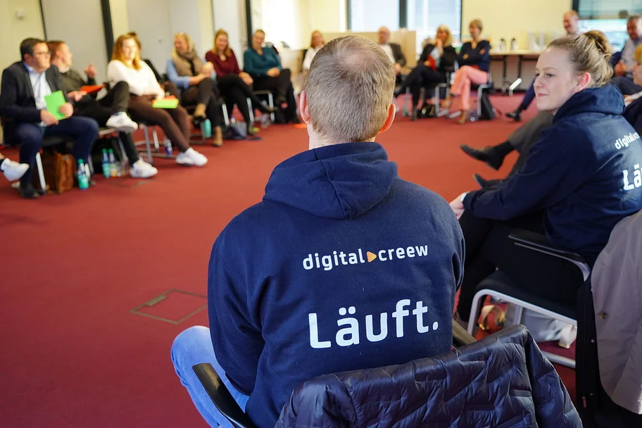 EEW Mitarbeitende Team Digital