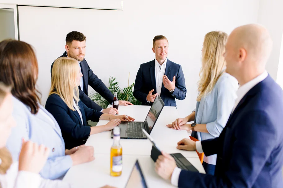 EEW Mitarbeitende Team Digital