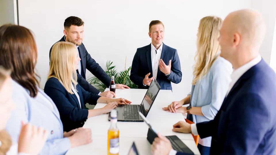 EEW Mitarbeitende Team Digital