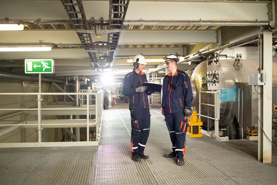EEW Mitarbeiter am Standort Delfzijl
